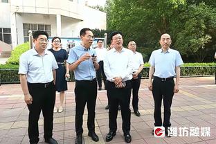 比尔-西蒙斯：我们花了那么多时间给全明星投票 但比赛总那么烂